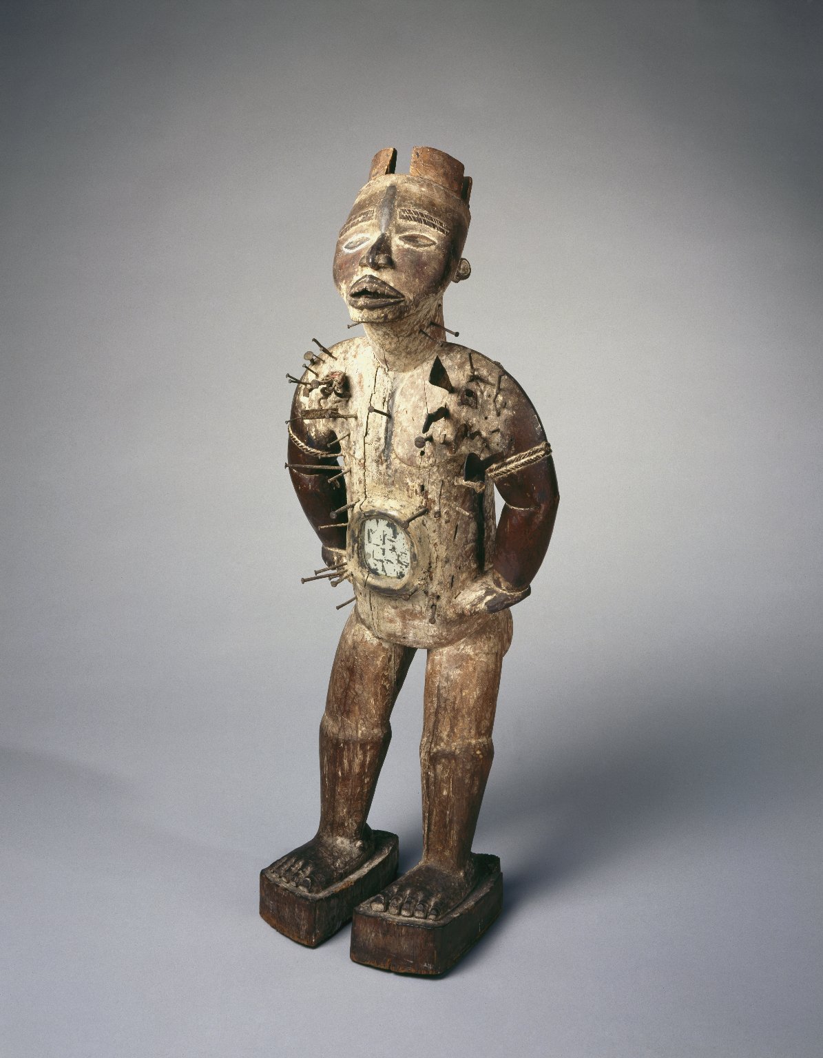 Kongo nkisi nkondi power figure